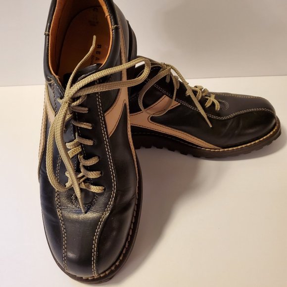 Kenneth Cole Womens Black Bowling Shoe 